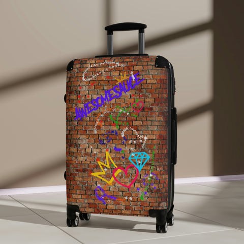 Crowns Love Diamonds  Graffiti Suitcase - Carry-On